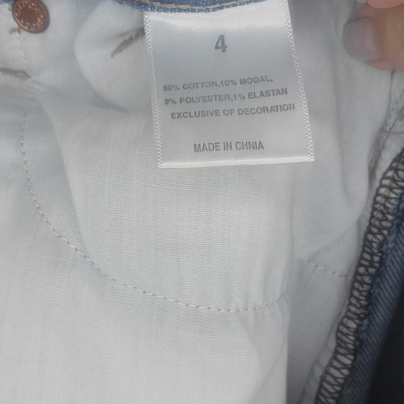 High rise distressed jeans - Picture 3 of 3